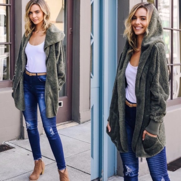 #18 Cozy Open Front Vegan Fur Hoodie Oversized Cardigan - Picture 5 of 10